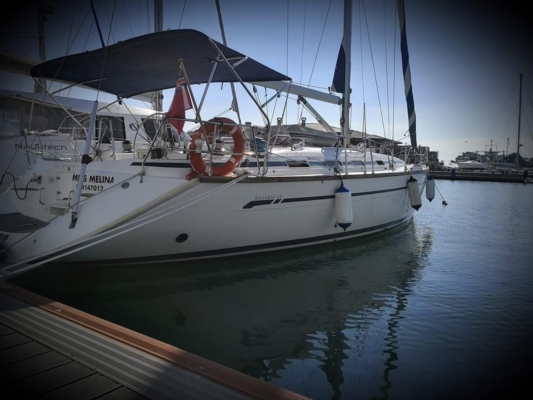 Яхта плавателна край бреговете на Несебър - Яхта под наем "Miss Melina"